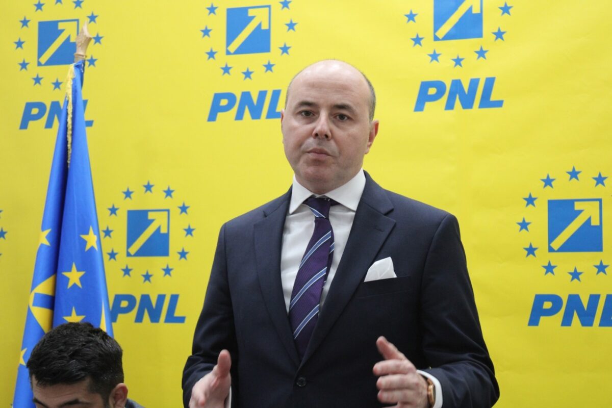 Alexandru Muraru îl atacă pe Nicușor Dan: Acuzații de complicitate cu PSD după decizia S&P
