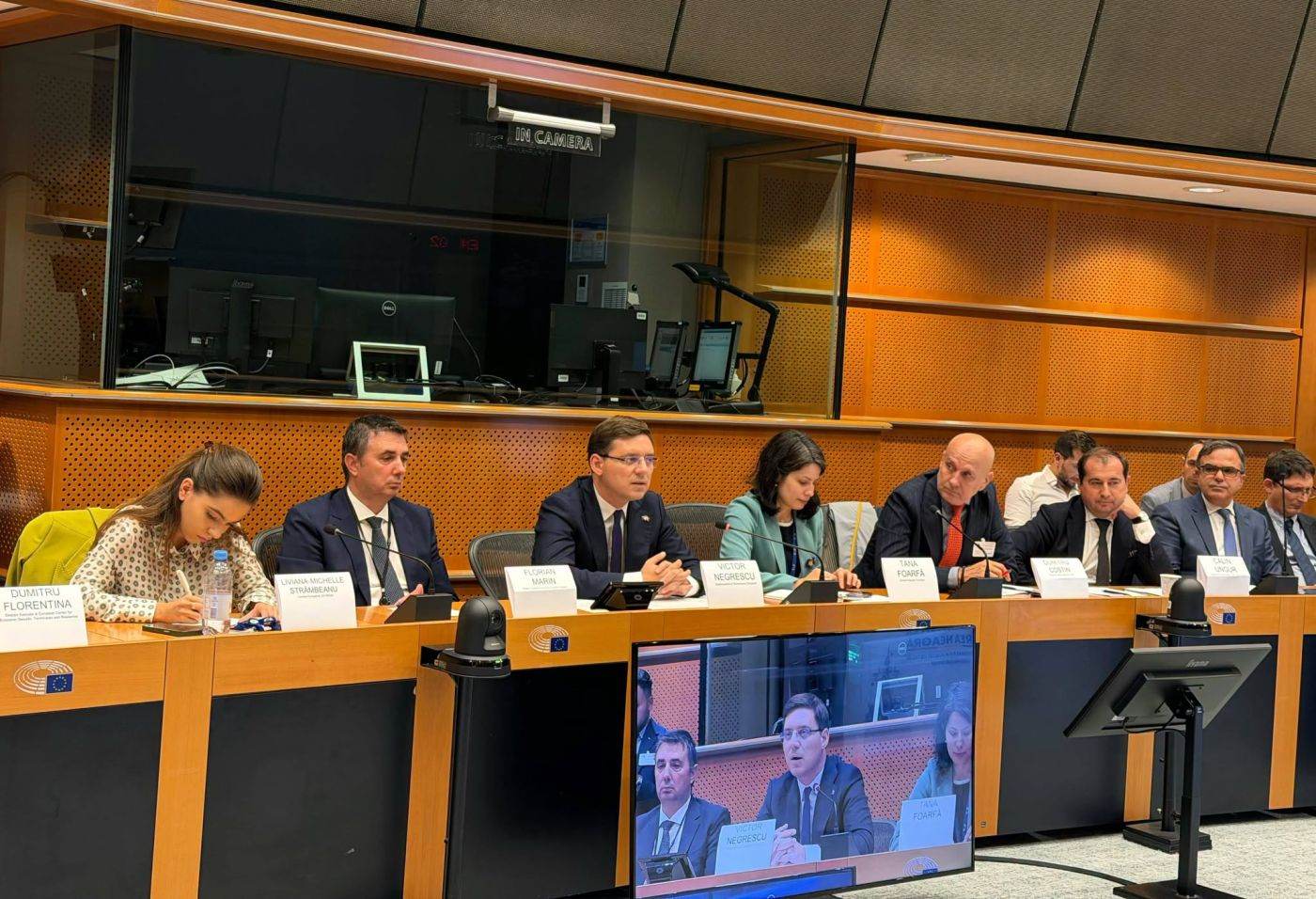 Victor Negrescu propune consolidarea industriei de apărare românești prin investiții europene