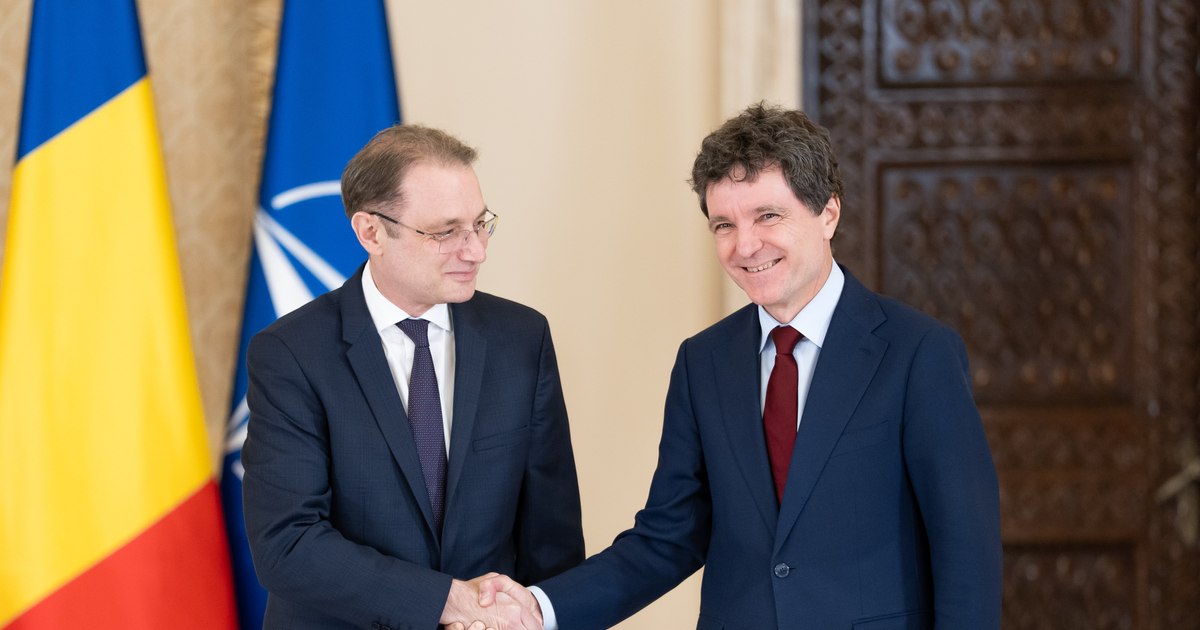 Luca Niculescu, după desemnarea ca premier: Prioritatea este formarea unei majorități ancorate în direcția europeană