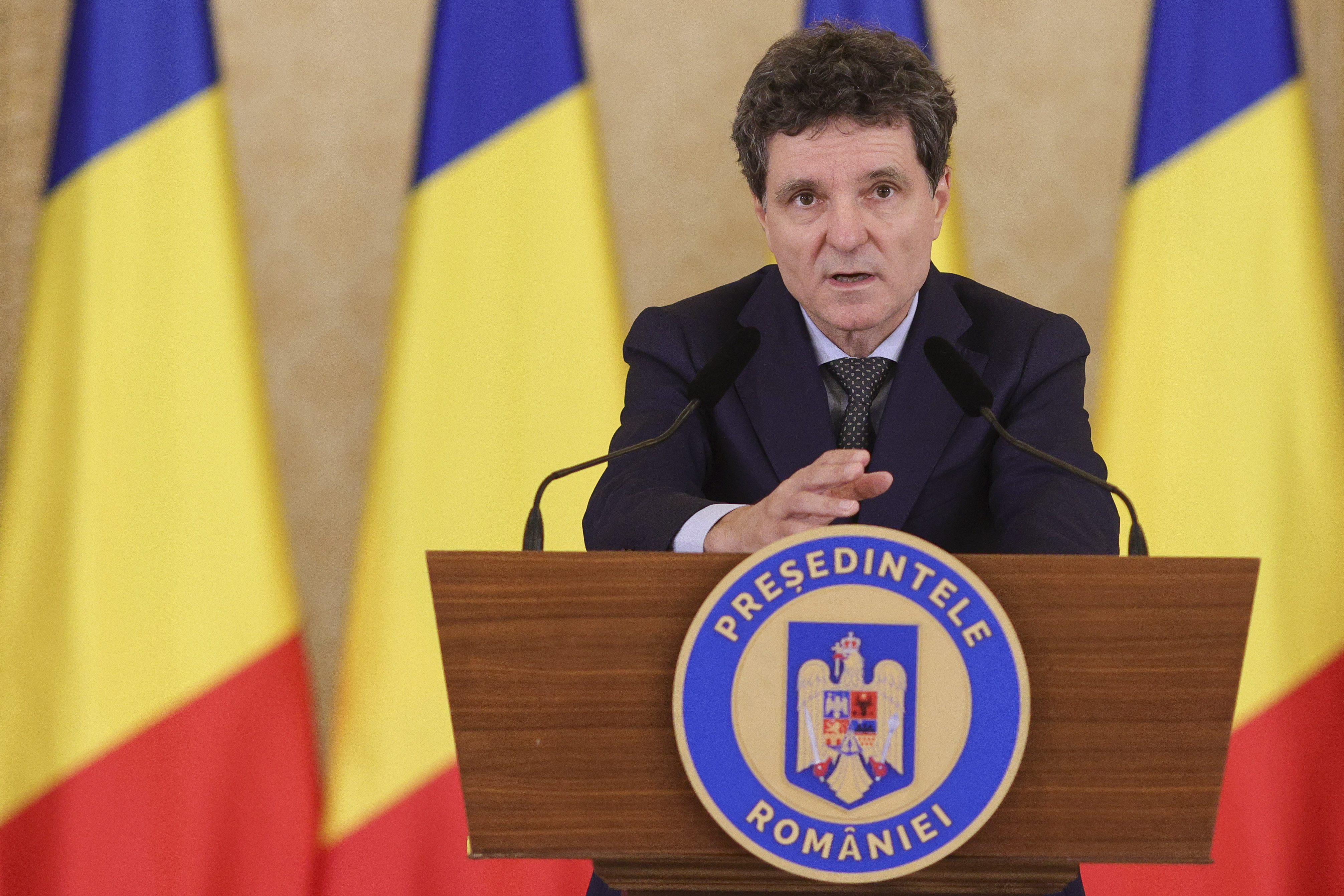 Nicușor Dan desemnează noul premier: Luca Niculescu este persoana care are cele mai mari șanse să obțină majoritatea