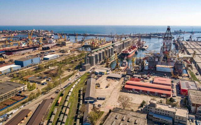 Radu Miruță anunță noi măsuri pentru deblocarea exporturilor de cereale prin Portul Constanța