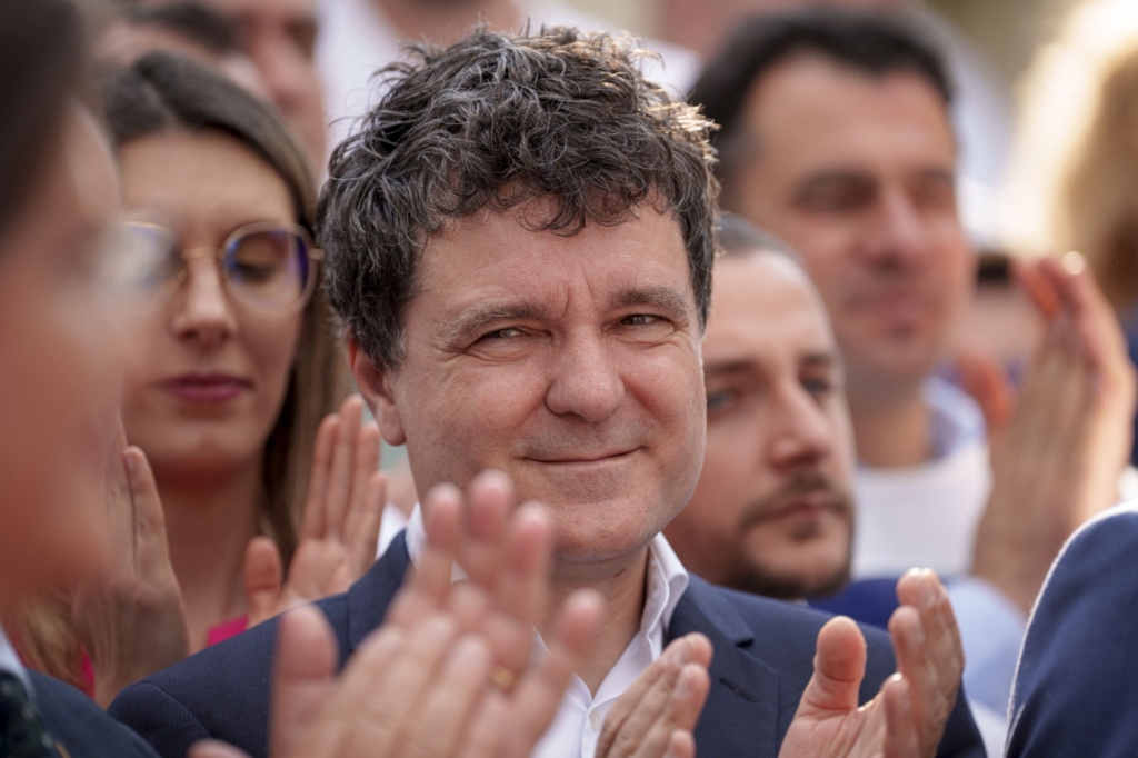 Doi deputați PSD susțin demersul AUR de suspendare a președintelui Nicușor Dan