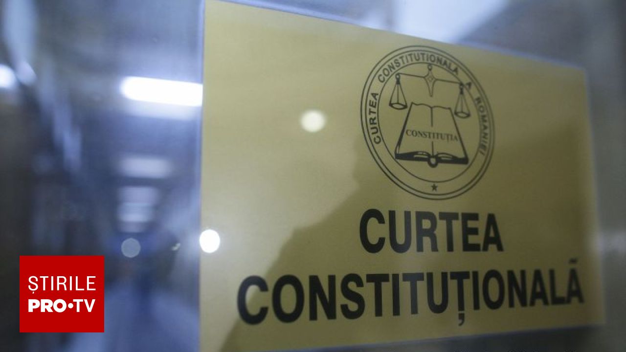 Decizia CCR: Înalții funcționari publici pot candida la funcții de demnitate fără a-și pierde postul