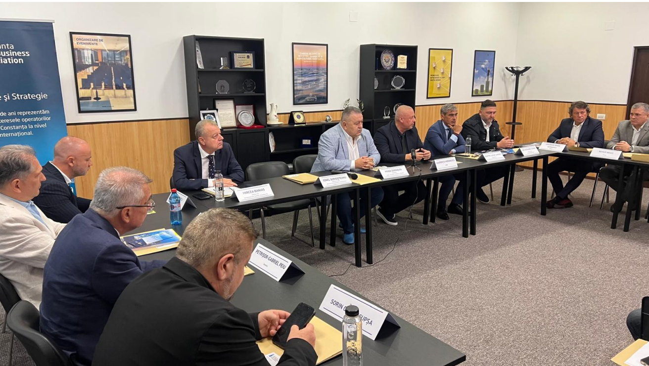 Absența PNL la dezbaterea despre Portul Constanța și critici la adresa ministrului Radu Miruță