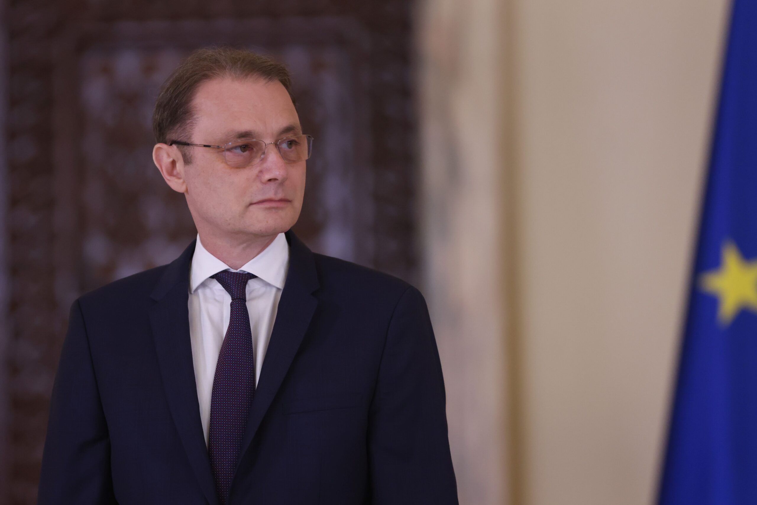 Luca Niculescu începe maratonul de negocieri pentru formarea noului Guvern