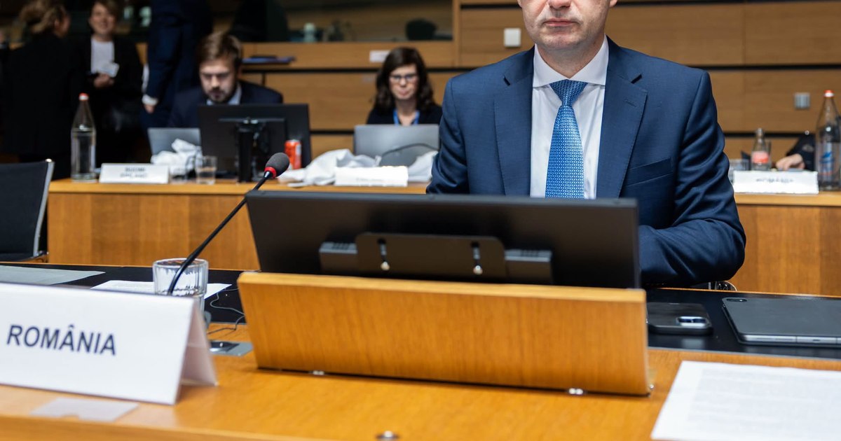 Alexandru Nazare participă la reuniile ECOFIN de la Luxemburg: România trebuie să își apere interesele economice