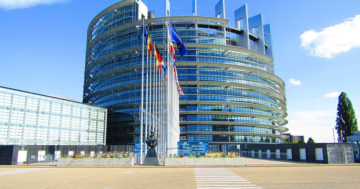 Parlamentul European solicită finalizarea investigației privind TikTok și influența asupra alegerilor din România