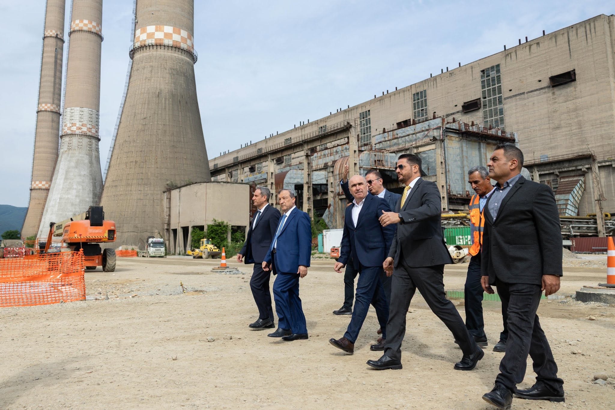 Prima turbină pe gaz a noii centrale de la Mintia a fost pornită, anunță Ilie Bolojan