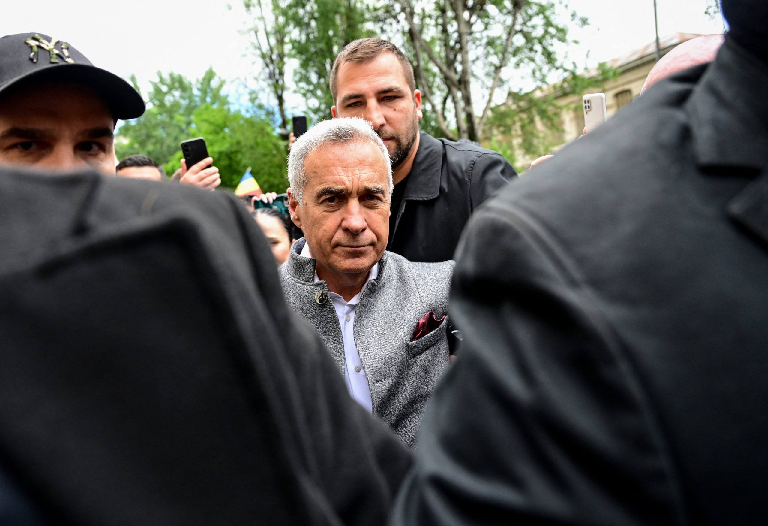 Călin Georgescu a ajuns la sediul DIICOT pentru continuarea perchezițiilor informatice