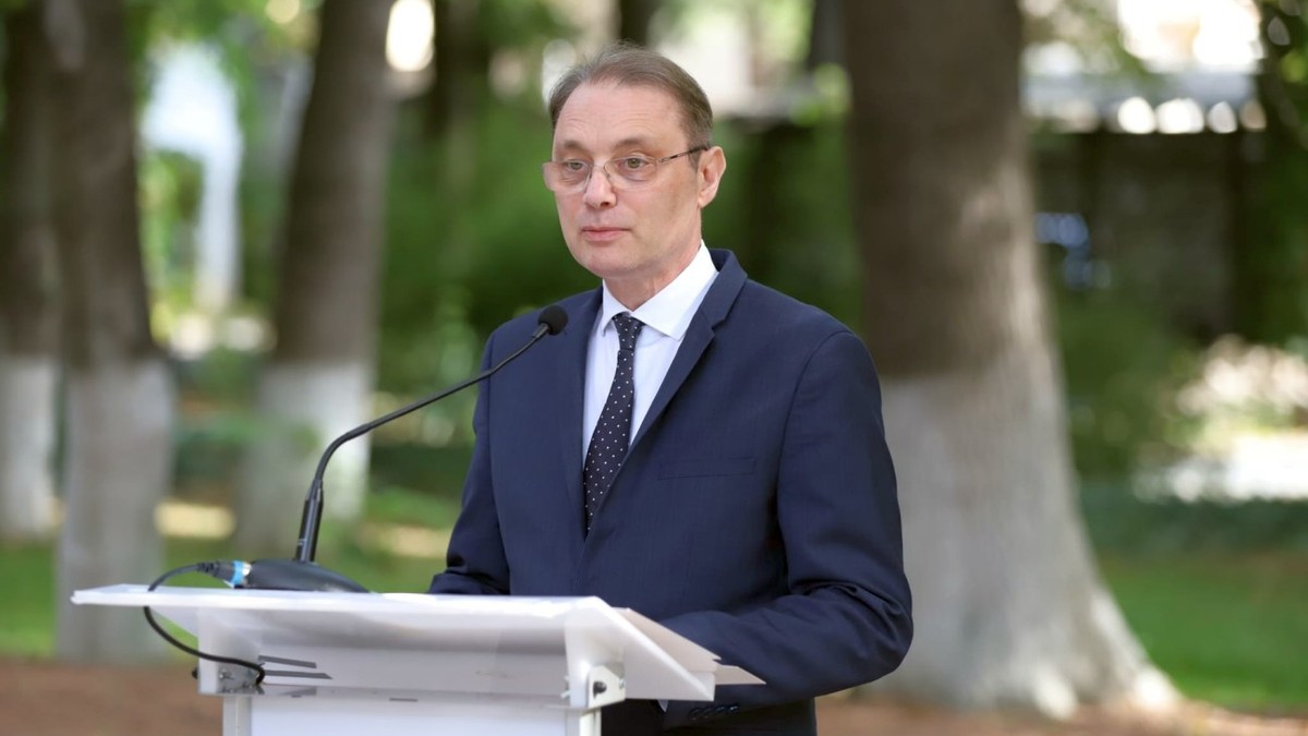 Luca Niculescu anunță depunerea programului de guvernare și a listei de miniștri pe 15 octombrie