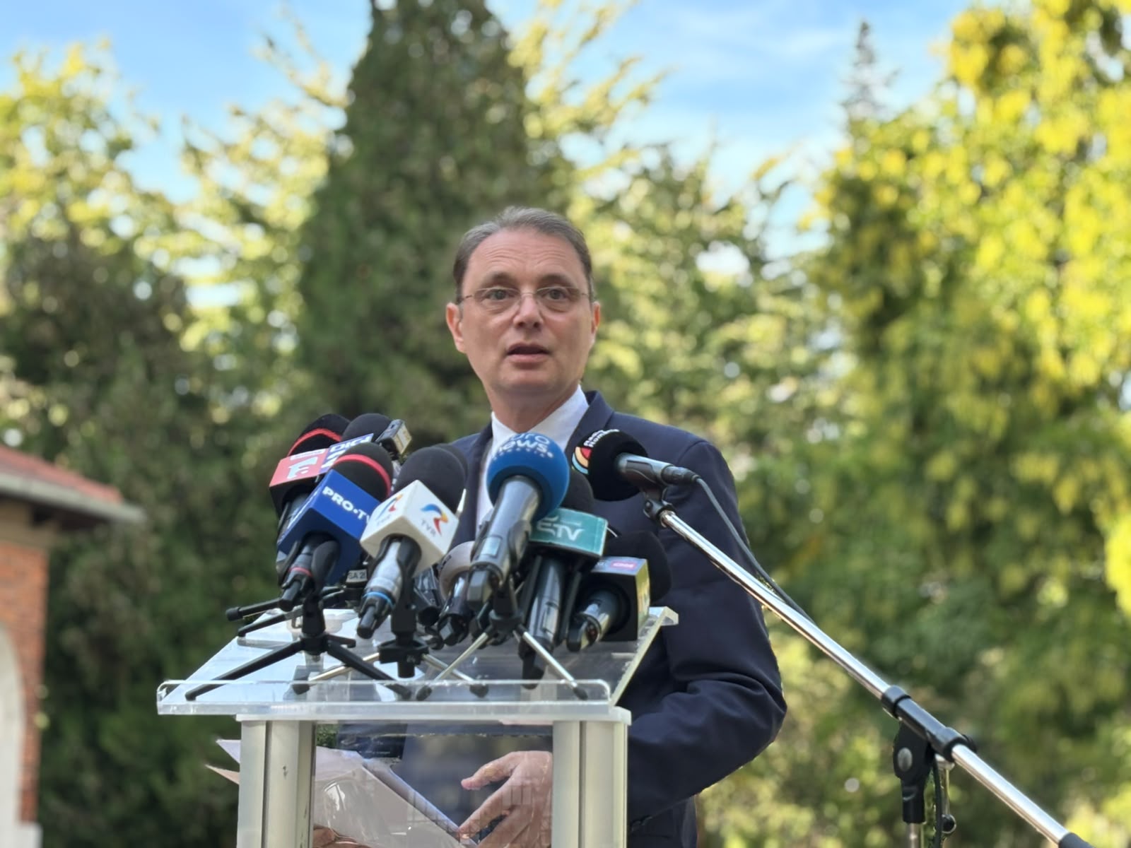 Guvernul Luca Niculescu în pragul unei săptămâni decisive: se negociază majoritatea parlamentară