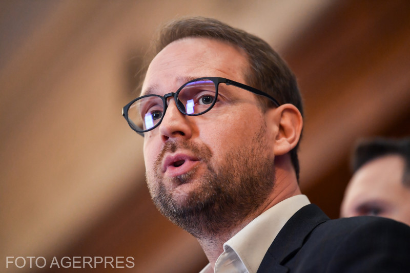 USR refuză un guvern cu miniștri PSD, propunând o coaliție PNL-USR-UDMR