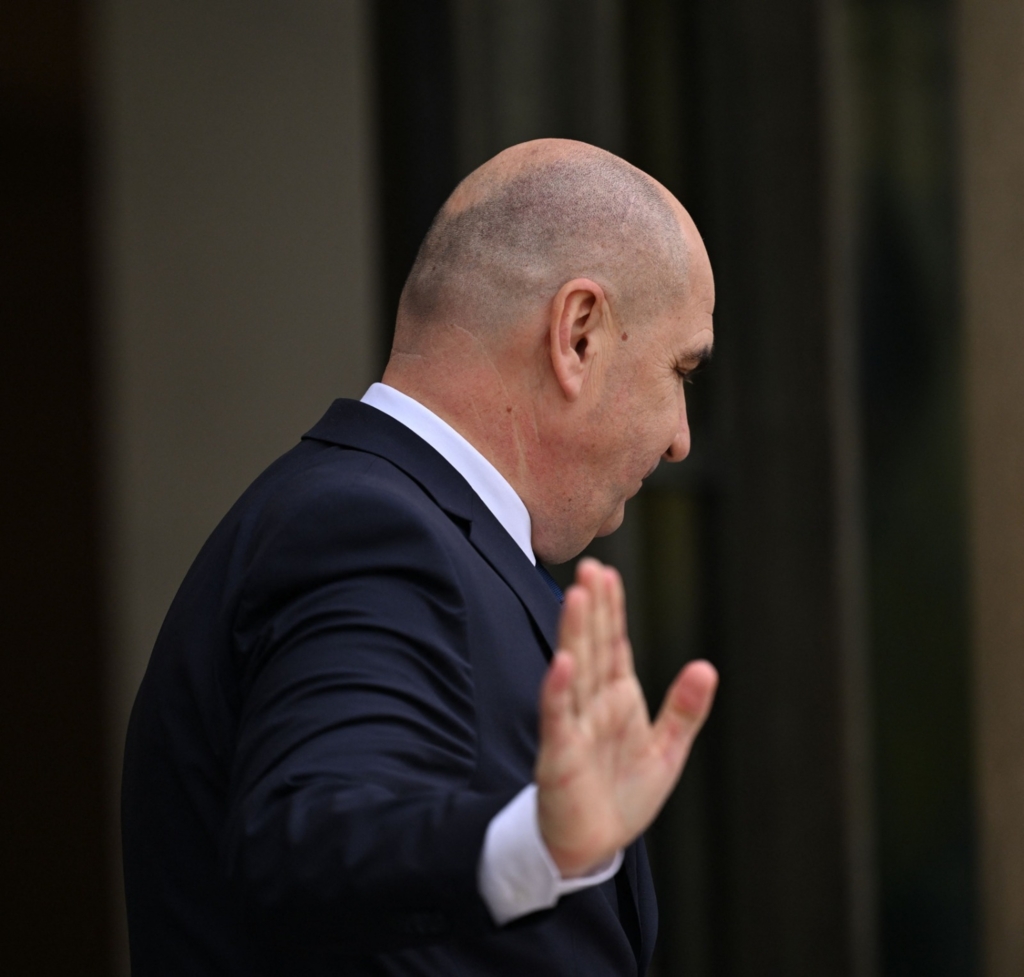 Propunerea lui Ilie Bolojan pentru Guvernul Niculescu: PNL rămâne în opoziție, dar oferă sprijin pentru stabilitate