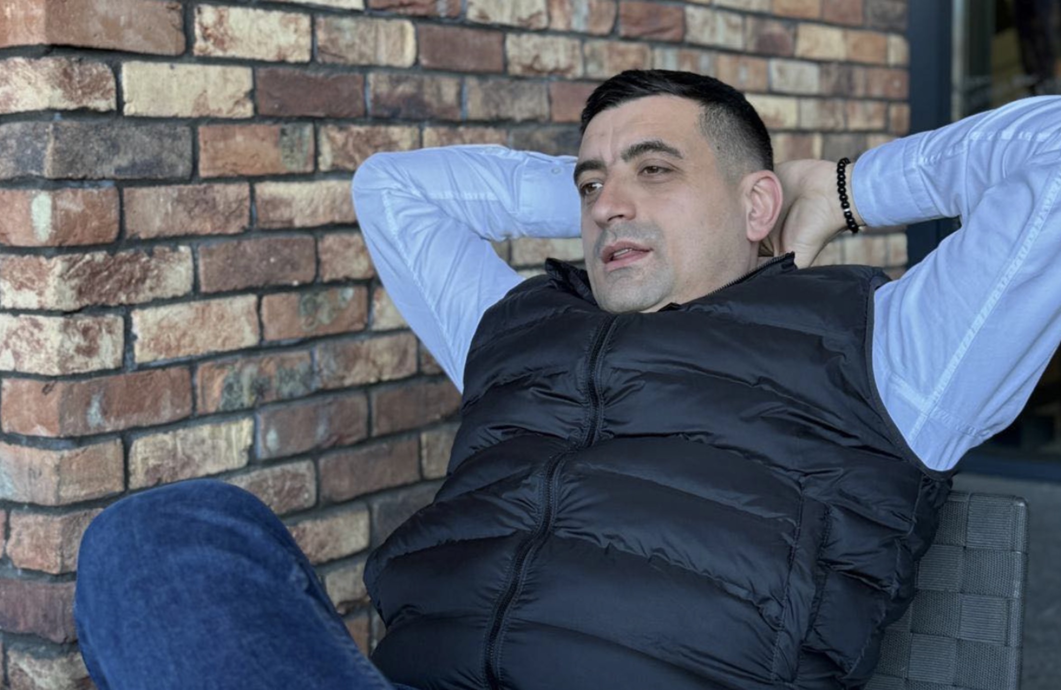 George Simion reacționează la înlocuirea arestului preventiv al lui Călin Georgescu cu arest la domiciliu